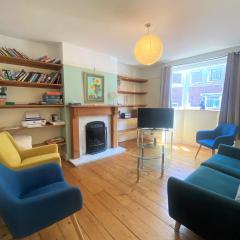 Colourful vintage-styled home in lovely Southville