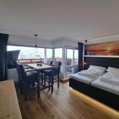 LITTLE SKYSUITE Terrassenhaus W 94