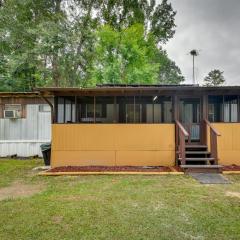 Eufaula Retreat Community Pool and Screened Porch!