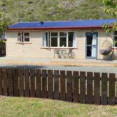 Cosy 1960's Kiwi Holiday House