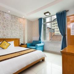 Janus Hotel 168