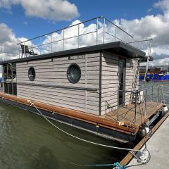 MOLLÖSUND - Hausboot im Herzen von Göteborg