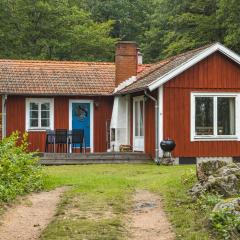 Chalet Ängsjömåla by Interhome