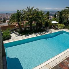 Superb Villa with swimming pool in Nice