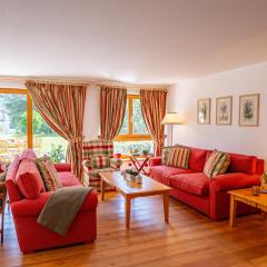 Apartment Chesa Dal Luf B1 by Interhome