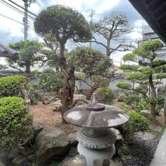 Luxury Japanese Villa with Garden Near Kansai Airport & Premium Outlets 和風庭園豪邸