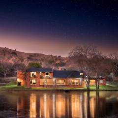 Riverhorse Lodge