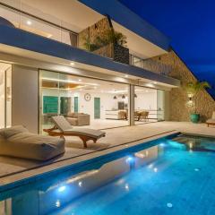 20% OFF ! 200 m to the Beach, 180° Amazing Seaview