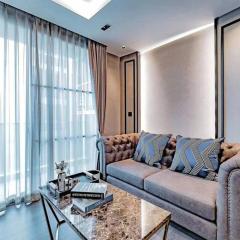 Erawan Luxury 2B2B Condo (2卧室豪华公寓古城中心)