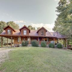 Peaceful Whitley City Cabin on 10 Wooded Acres!