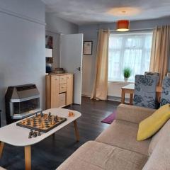 Poynters House - Huku Kwetu Luton & Dunstable - Spacious 2 Bedroom House