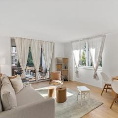 Zurich Flat: Central & Lake Convenience