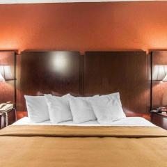 Wingate by Wyndham Marietta Conference Center Ohio