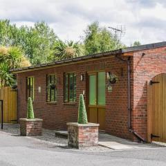 Rose Cottage with Hot Tub