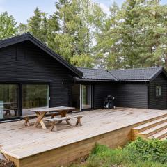 Holiday home on Radmanso, Norrtalje with lake view