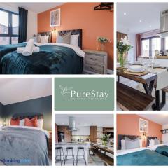 Stunning Five Bedroom House By PureStay Short Lets & Serviced Accommodation Manchester With Free Parking