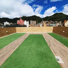 Chapinero Apartment: Terrace and View