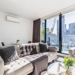 Cityscape Comforts - Stylish Retreat in Melbourne