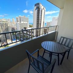 Royal Kuhio 1707 - Spacious Studio with Stunning Diamond Head City Views in the Heart of Waikiki!