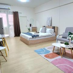 New Renovated room near DMK/BTS/Impact/Government