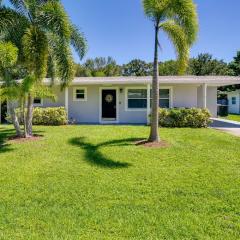 Dog-Friendly Vero Beach Retreat with Porch and Grill!