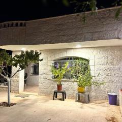 apartment between ajloun castle and Jerash ruins