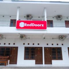 RedDoorz near Plaza Ambarrukmo Yogyakarta
