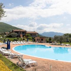 Corte Collina, piscine, tennis