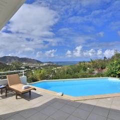 3 Bedrooms Villa JELUCA Beautiful and spacious with swimming pool & sea View - ORIENT BAY