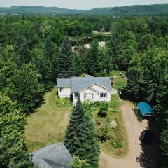 Le chalet jaune sur la Mastigouche