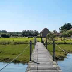 Gins Barn