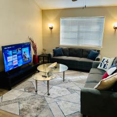 House FREE Parking 3 Bed & Backyard