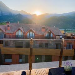 Apartament dúplex amb vistes al Pirineu català