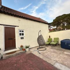 Beautiful Cottage by The River Trent