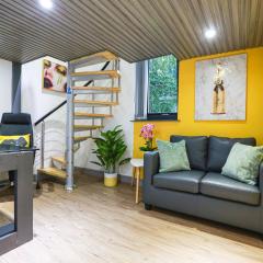 A102 Cheery Bright Loft