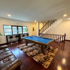 Thonglor 25 Classic Home 5BR/7Beds/14PPL