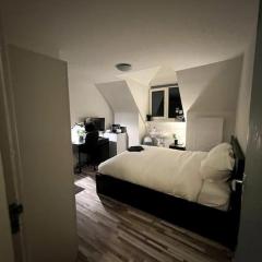Room 404 - Eindhoven - By T&S.