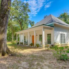 Fairhope Cottage 2 Mi to Town and Pier!