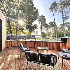 Wunderschönes Haus direkt am See mit Dachterrasse, Badewanne und Kamin