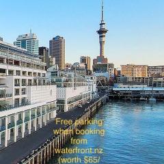 Waterfront Seaview Hotel Apartment - same building block as Auckland Hilton