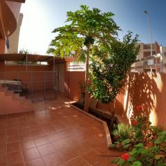 Villa La Palma 2, Imi ouaddar