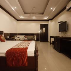 Hotel Clark Height @New Delhi