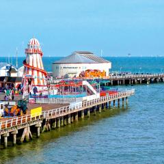 Clacton Stays, Seaside Central location