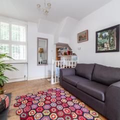 Charming and Spacious 1 BR flat in Battersea