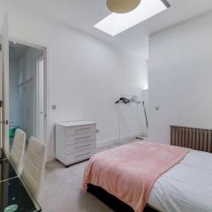 Luxurious 4 Bedroom Entire Flat in King's Cross