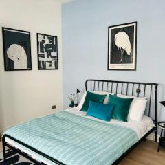 Elegant 1st Floor 1BR Belsize Park Apartment