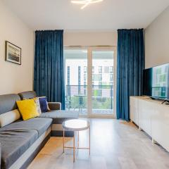 Family Apartment Żoliborz by Renters