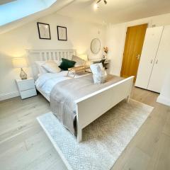Luxury en-suite double bedroom Stratford E15