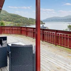 Amazing Home In Foldfjorden With House A Panoramic View