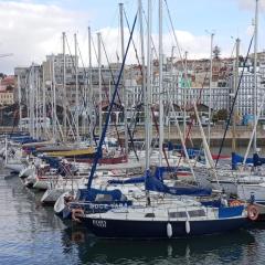 Lisbon Cosy Boat